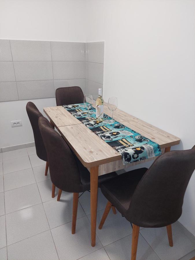 Apartman Muzika ג'אגודינה מראה חיצוני תמונה