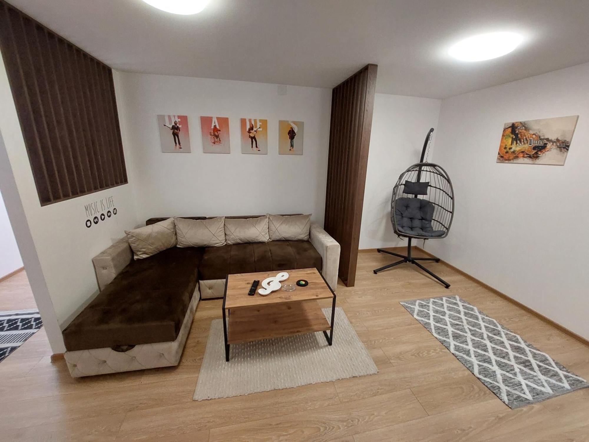Apartman Muzika ג'אגודינה מראה חיצוני תמונה