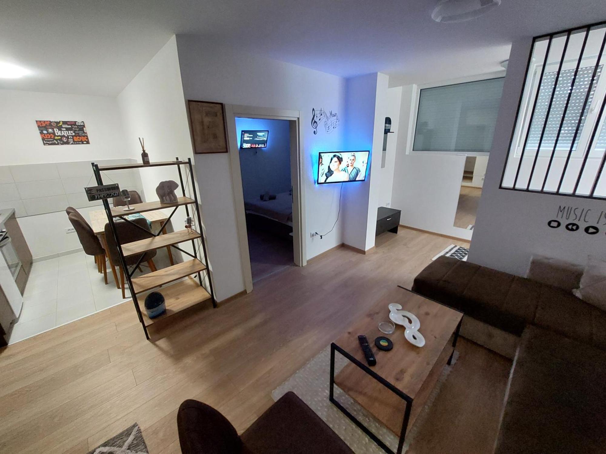 Apartman Muzika ג'אגודינה מראה חיצוני תמונה