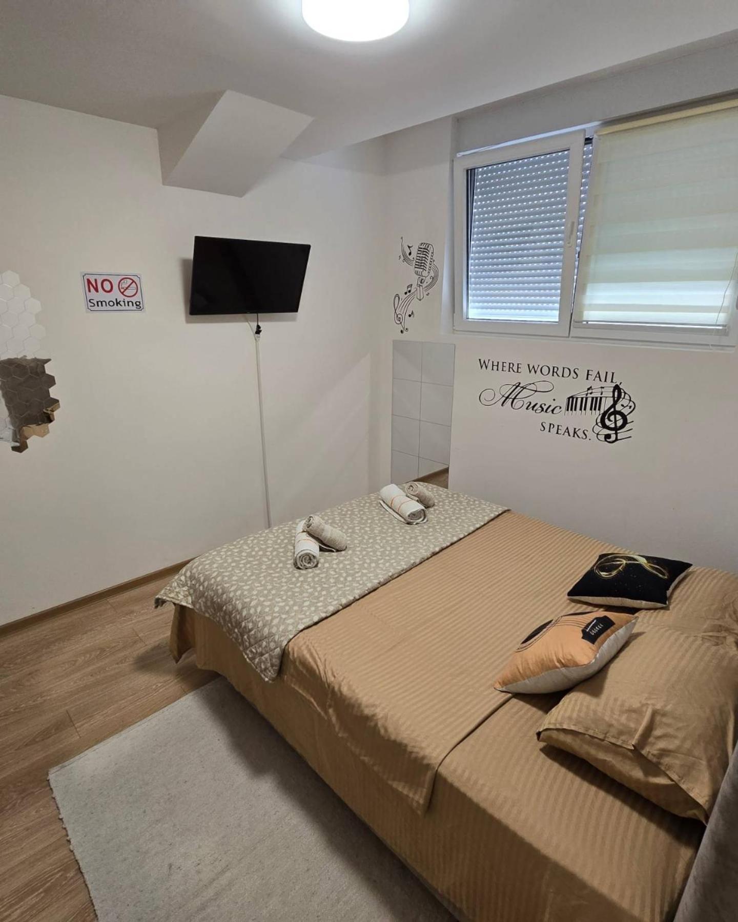 Apartman Muzika ג'אגודינה מראה חיצוני תמונה